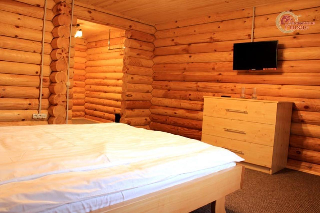 Sokolyne Gnizdo Hotel Korostov Екстериор снимка