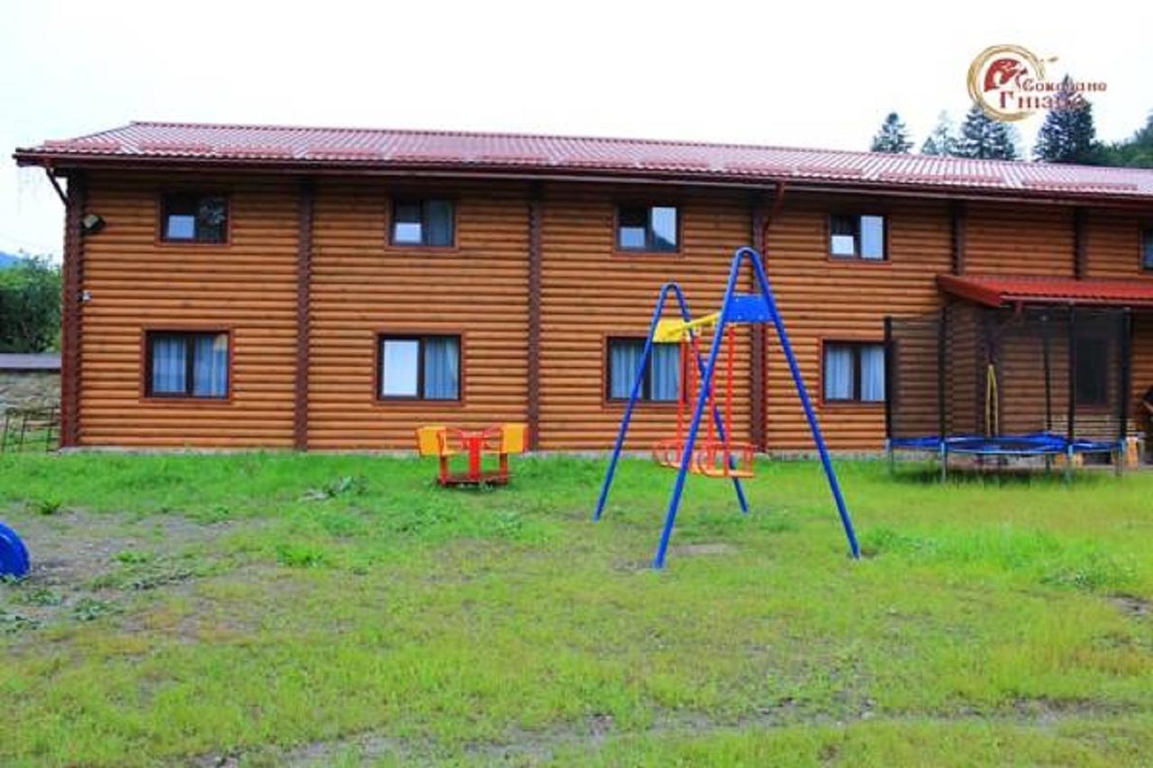 Sokolyne Gnizdo Hotel Korostov Екстериор снимка
