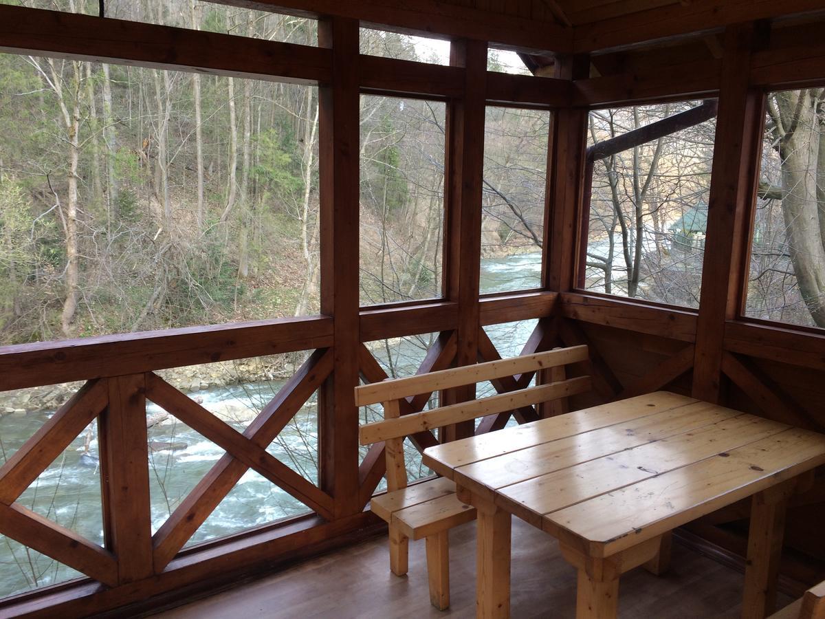 Sokolyne Gnizdo Hotel Korostov Екстериор снимка
